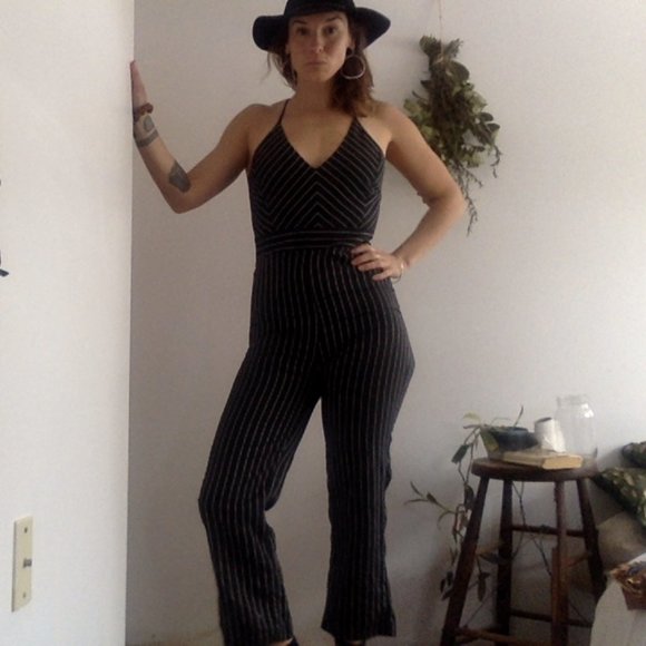 pinstripe romper - Picture 3 of 4
